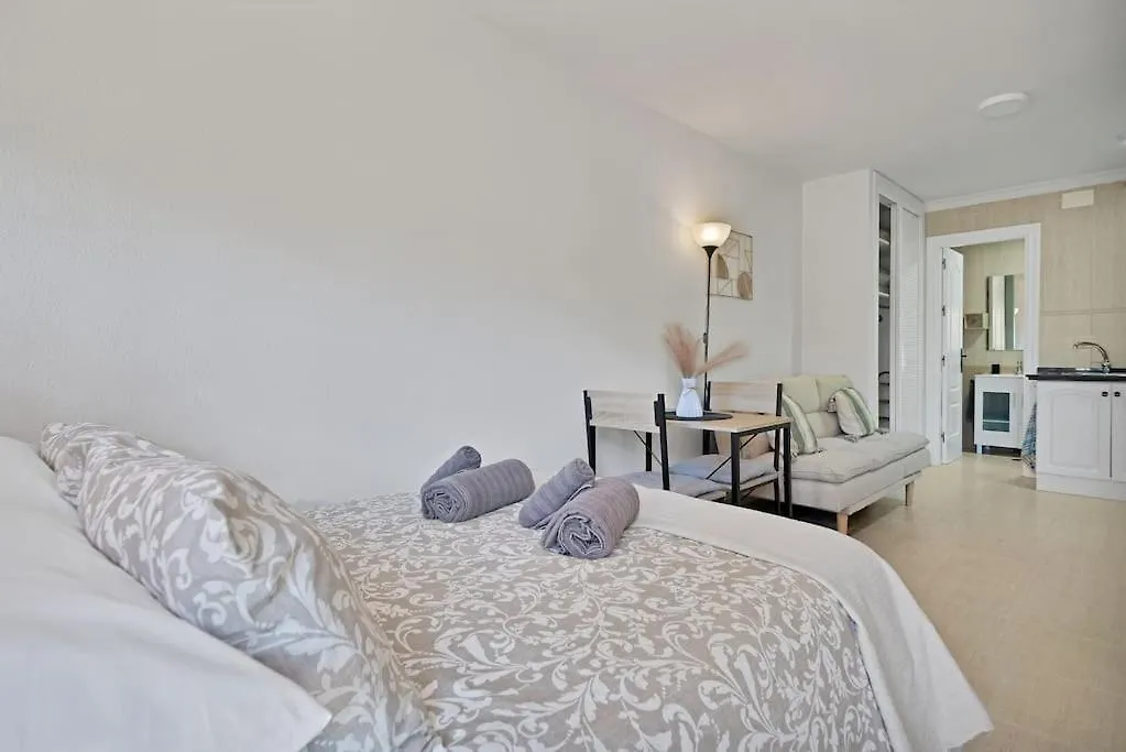 Appartamento Estudio Con Wifi Piscina Y Parking En Benalmadena - Acuario 5 Spagna